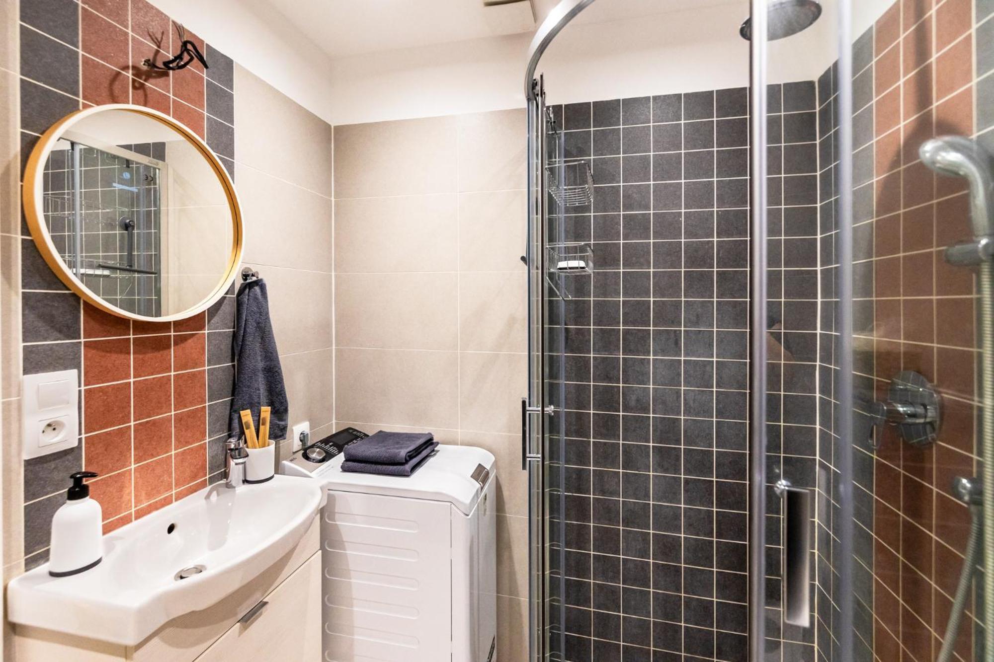 Quiet Apartment In New City Center, Nivy Bratislava Exteriör bild
